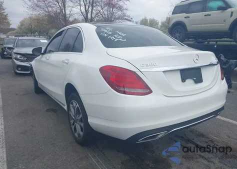 2018 Mercedes-Benz C 300 4Matic из США, поврежденный, VIN WDDWF4KB4JR396919